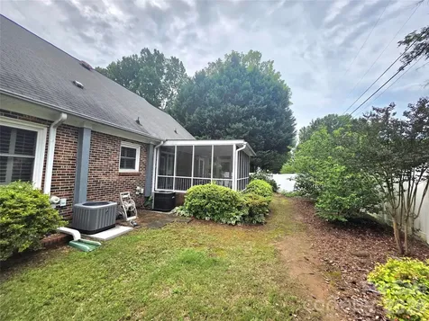 687 A Carlton Drive Gastonia NC 28054