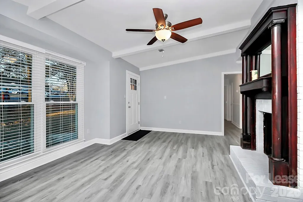 4743 Old Woods Road Charlotte NC 28209