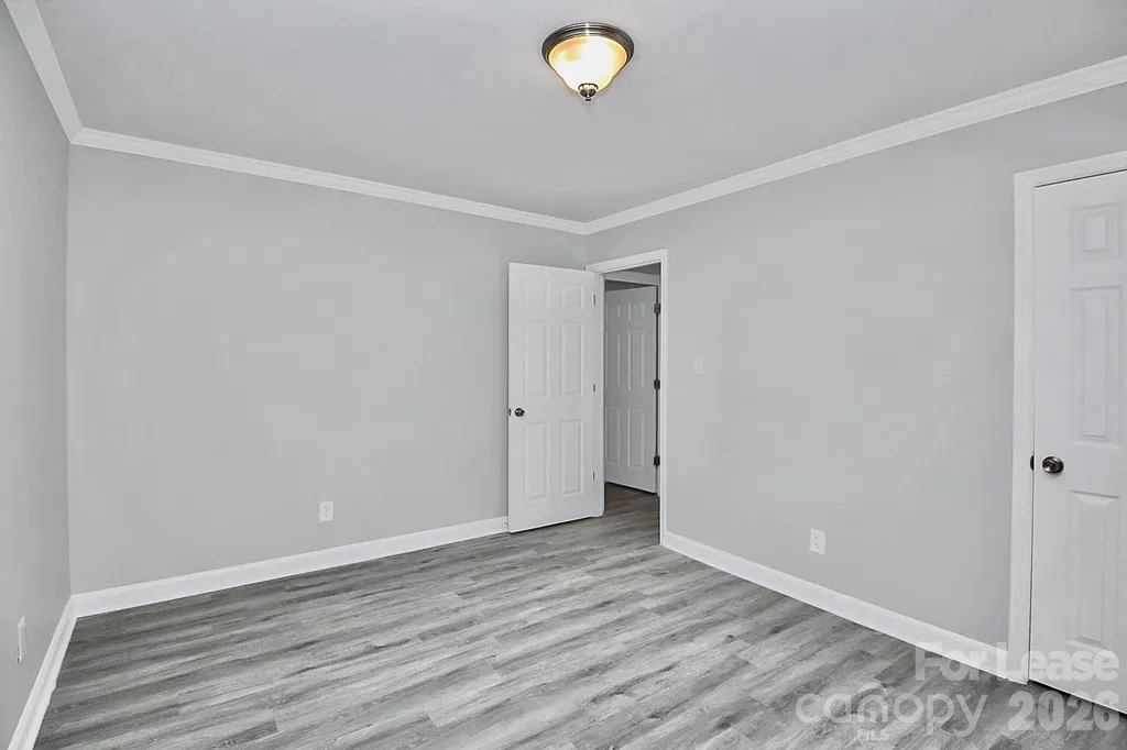 4743 Old Woods Road Charlotte NC 28209