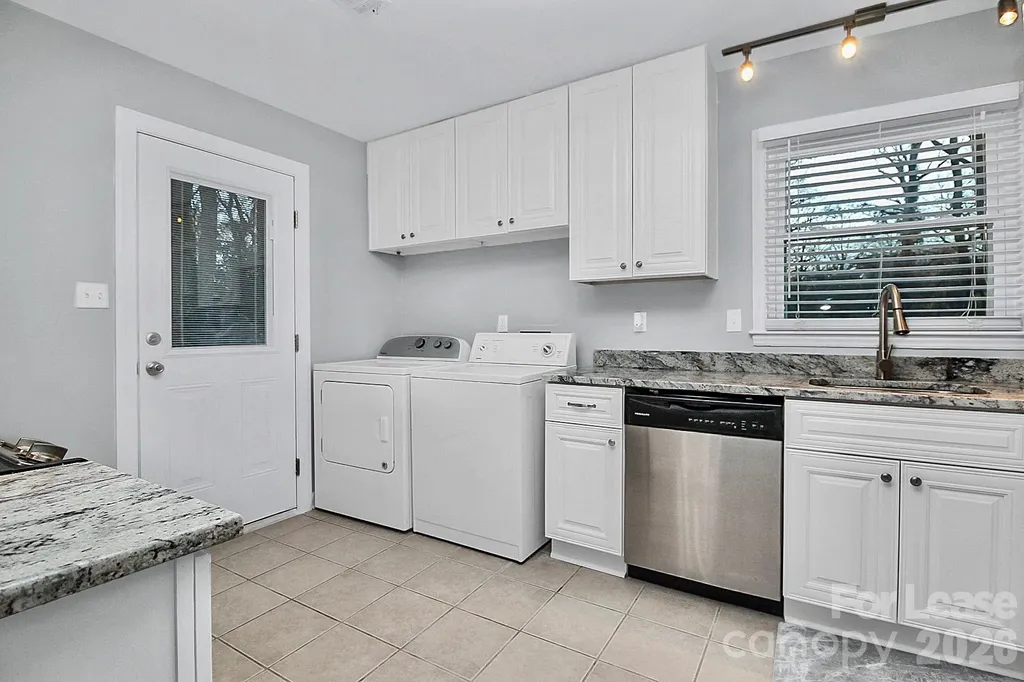 4743 Old Woods Road Charlotte NC 28209