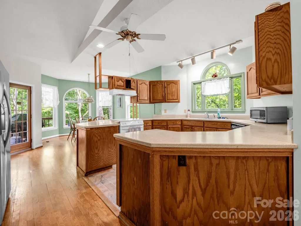 385 Park Street Columbus NC 28722