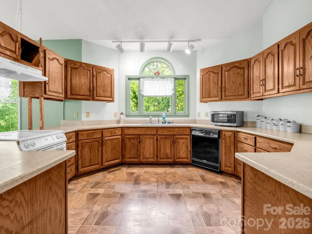 385 Park Street Columbus NC 28722