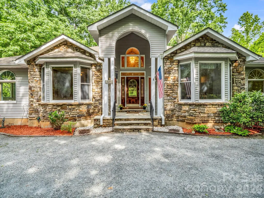 385 Park Street Columbus NC 28722