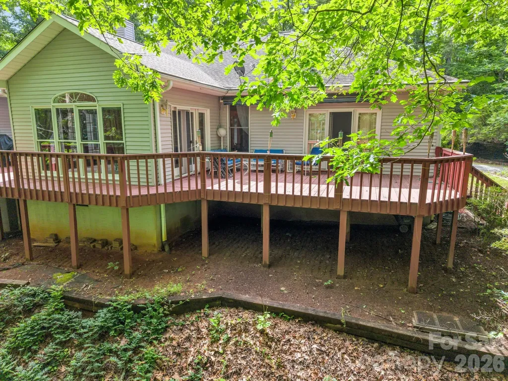 385 Park Street Columbus NC 28722