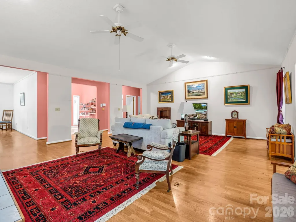 385 Park Street Columbus NC 28722