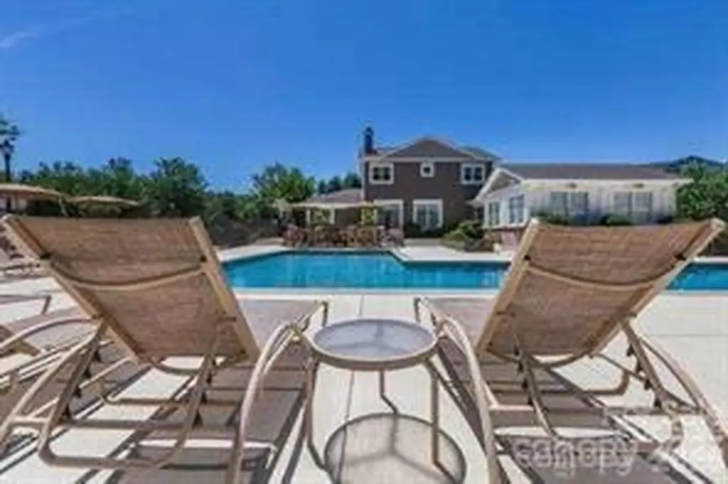 200 Vista Lake Drive Candler NC 28715