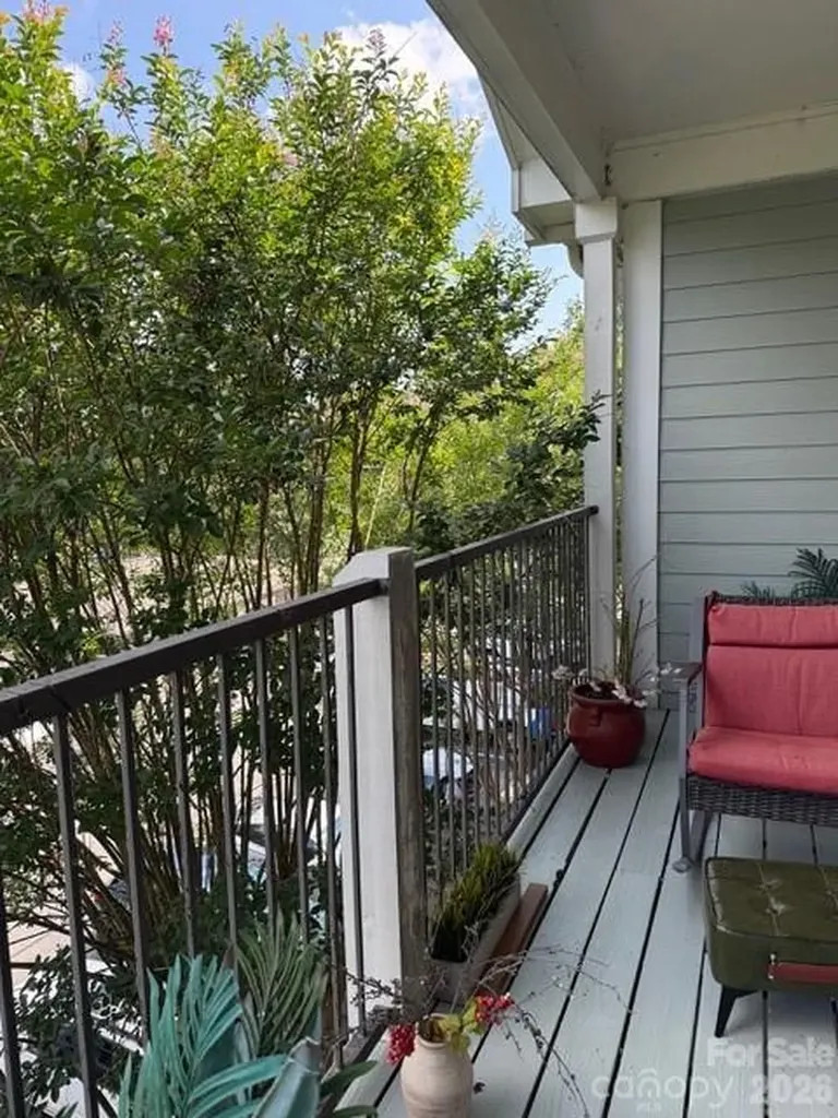 200 Vista Lake Drive Candler NC 28715