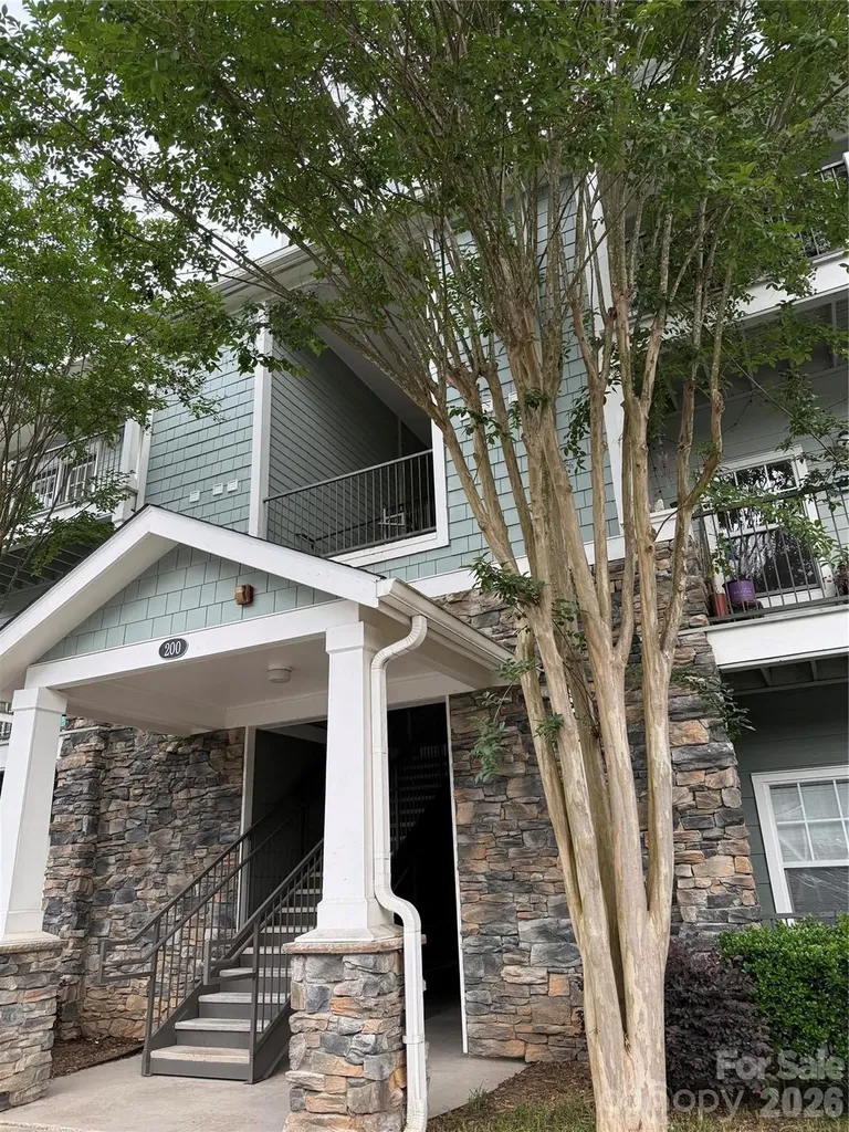 200 Vista Lake Drive Candler NC 28715