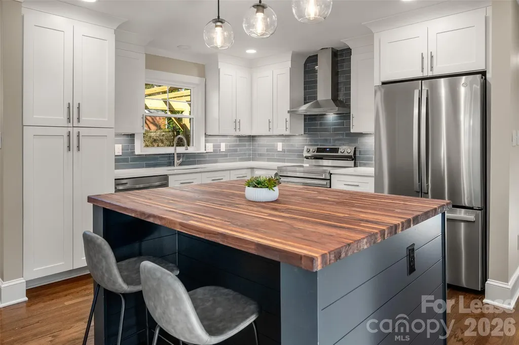 5001 Kistler Avenue Charlotte NC 28205