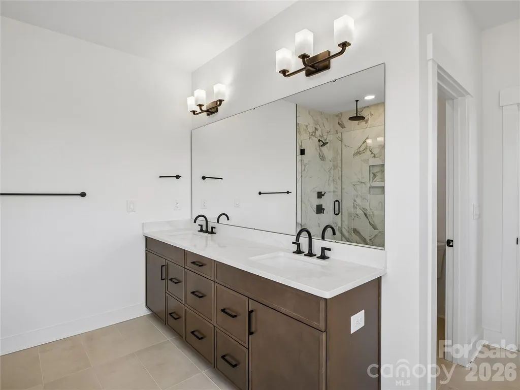 4122 Pinekirk Drive Charlotte NC 28269