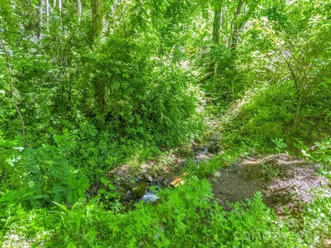 21 Wits End Trail Swannanoa NC 28778