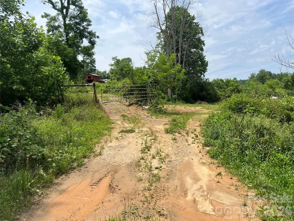 99999 Jones Road Fletcher NC 28732