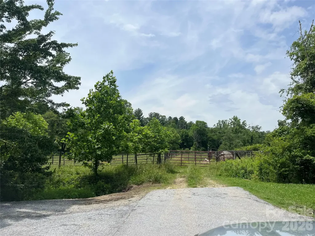 99999 Jones Road Fletcher NC 28732