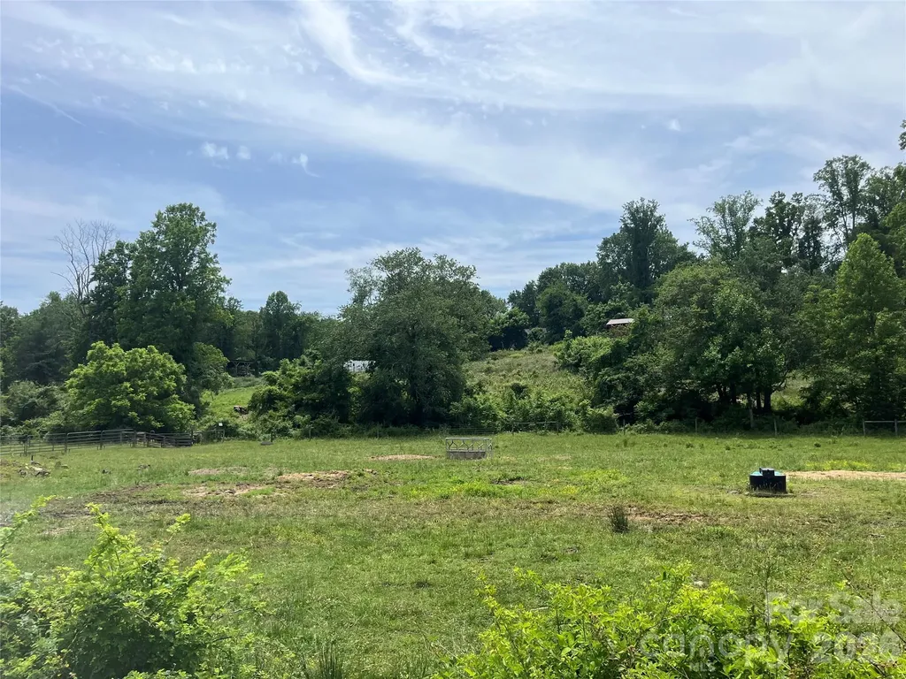 99999 Jones Road Fletcher NC 28732
