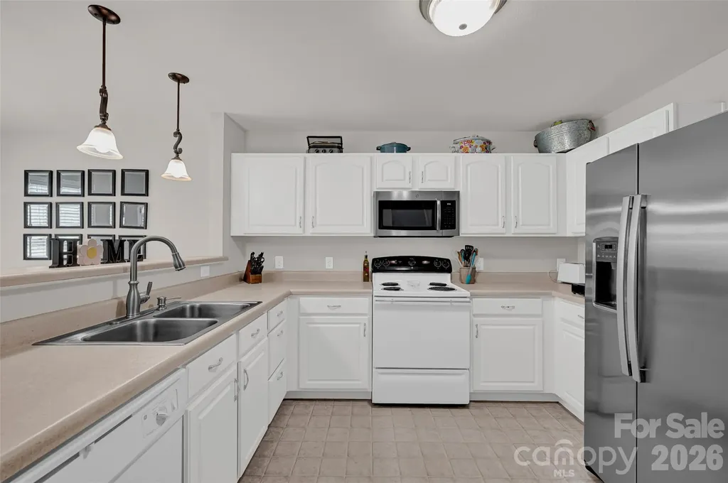 211 Wolf Creek Lane Statesville NC 28625