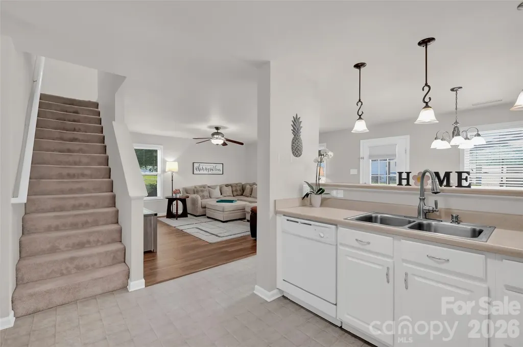 211 Wolf Creek Lane Statesville NC 28625