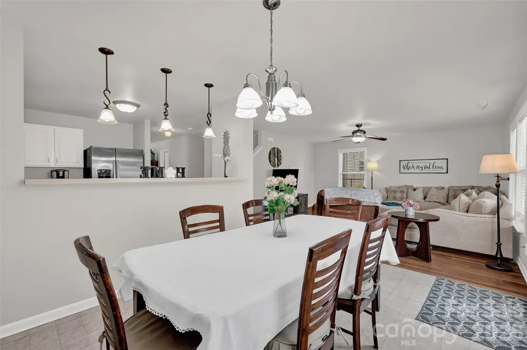 211 Wolf Creek Lane Statesville NC 28625
