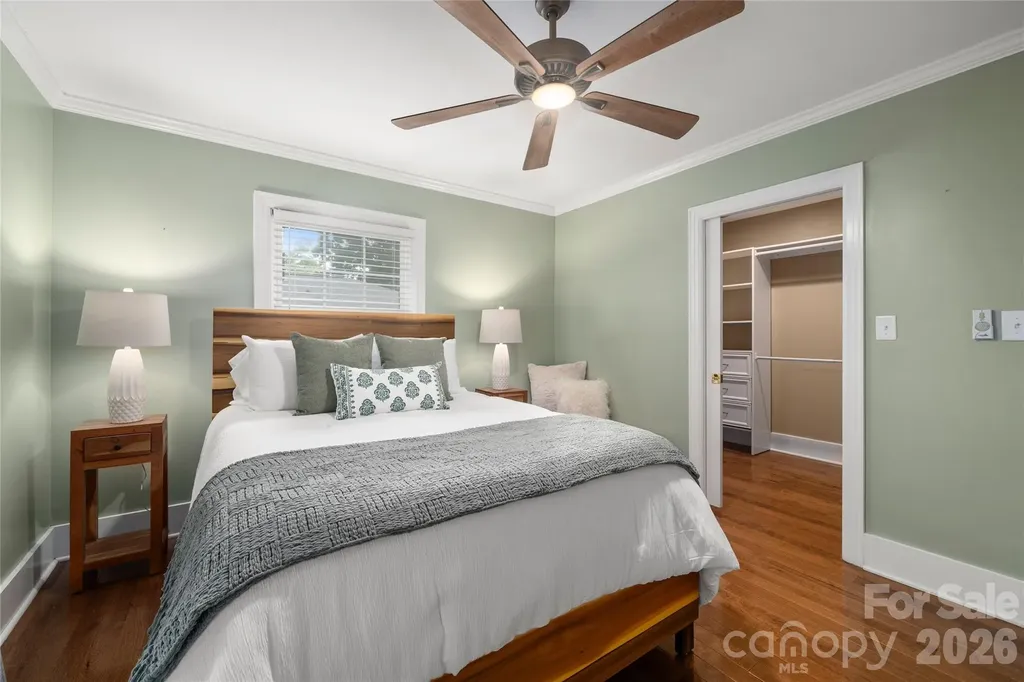 1921 Cumberland Avenue Charlotte NC 28203