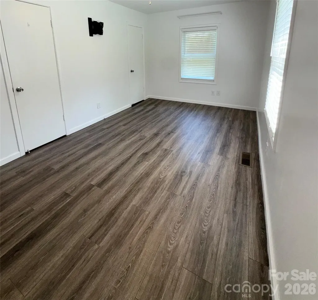 84 E Hunt Drive Nebo NC 28761