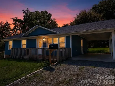 84 E Hunt Drive Nebo NC 28761