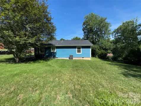 84 E Hunt Drive Nebo NC 28761