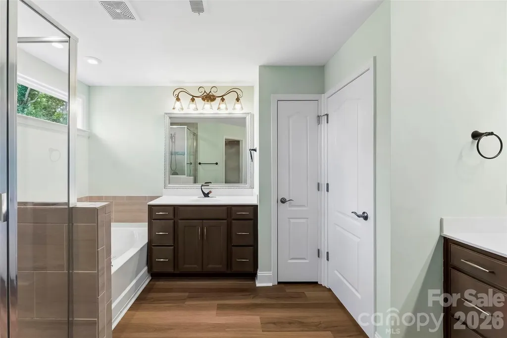 1318 Poppy Way Matthews NC 28104