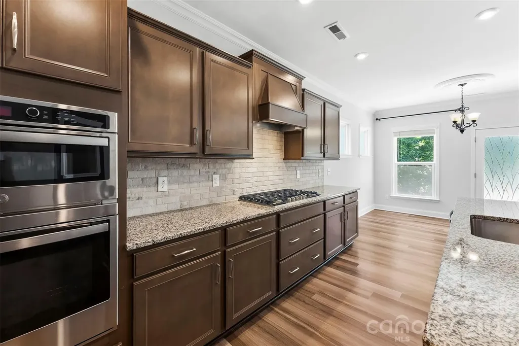 1318 Poppy Way Matthews NC 28104