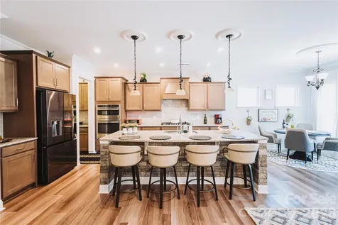 1318 Poppy Way Matthews NC 28104