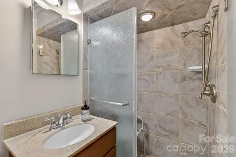 1172 Rainbow Circle Catawba SC 29704