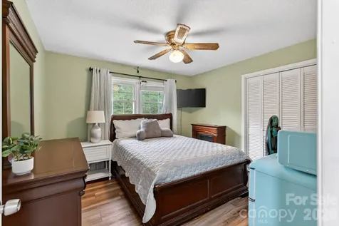 1172 Rainbow Circle Catawba SC 29704