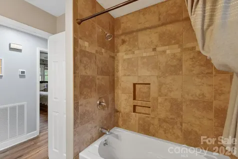 1172 Rainbow Circle Catawba SC 29704