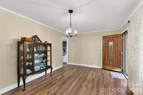 1172 Rainbow Circle Catawba SC 29704