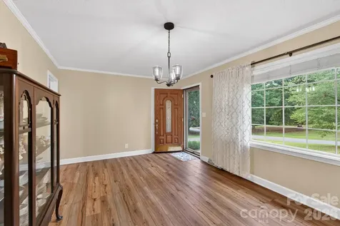 1172 Rainbow Circle Catawba SC 29704