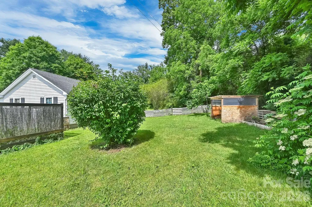 73 Trinidad Drive Canton NC 28716