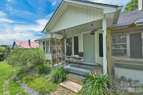 73 Trinidad Drive Canton NC 28716