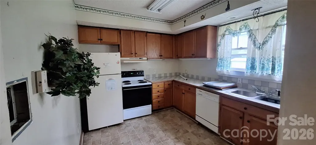 731 E Third Avenue Gastonia NC 28054