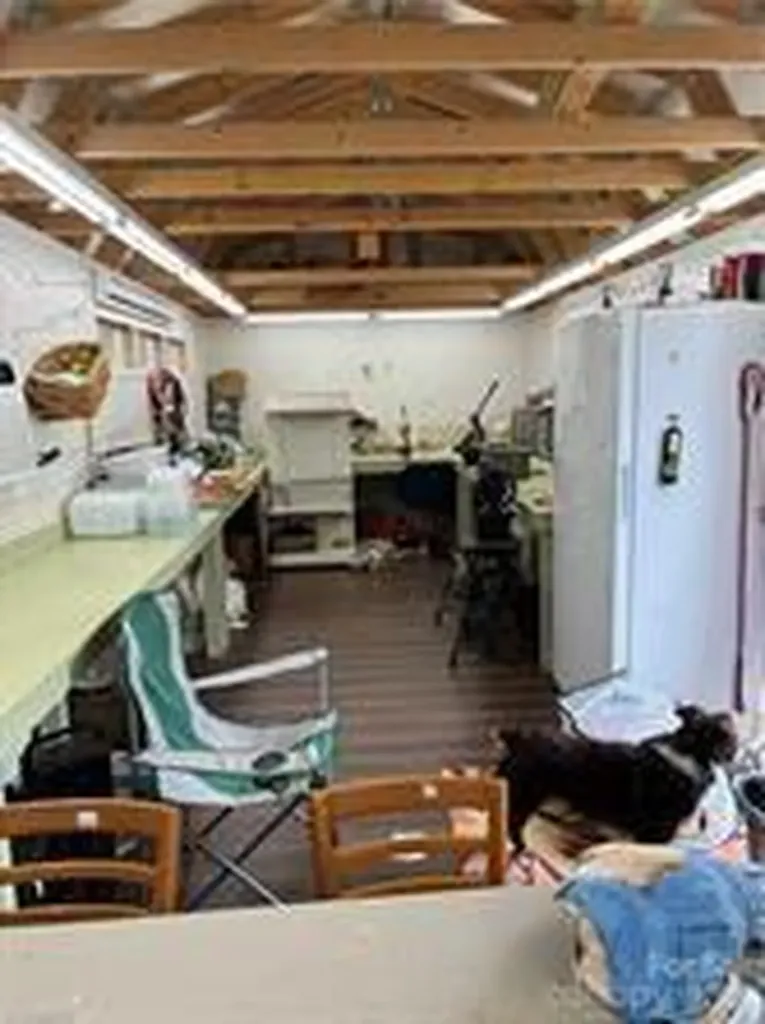 4685 Rock Creek Road Hayes NC 28635