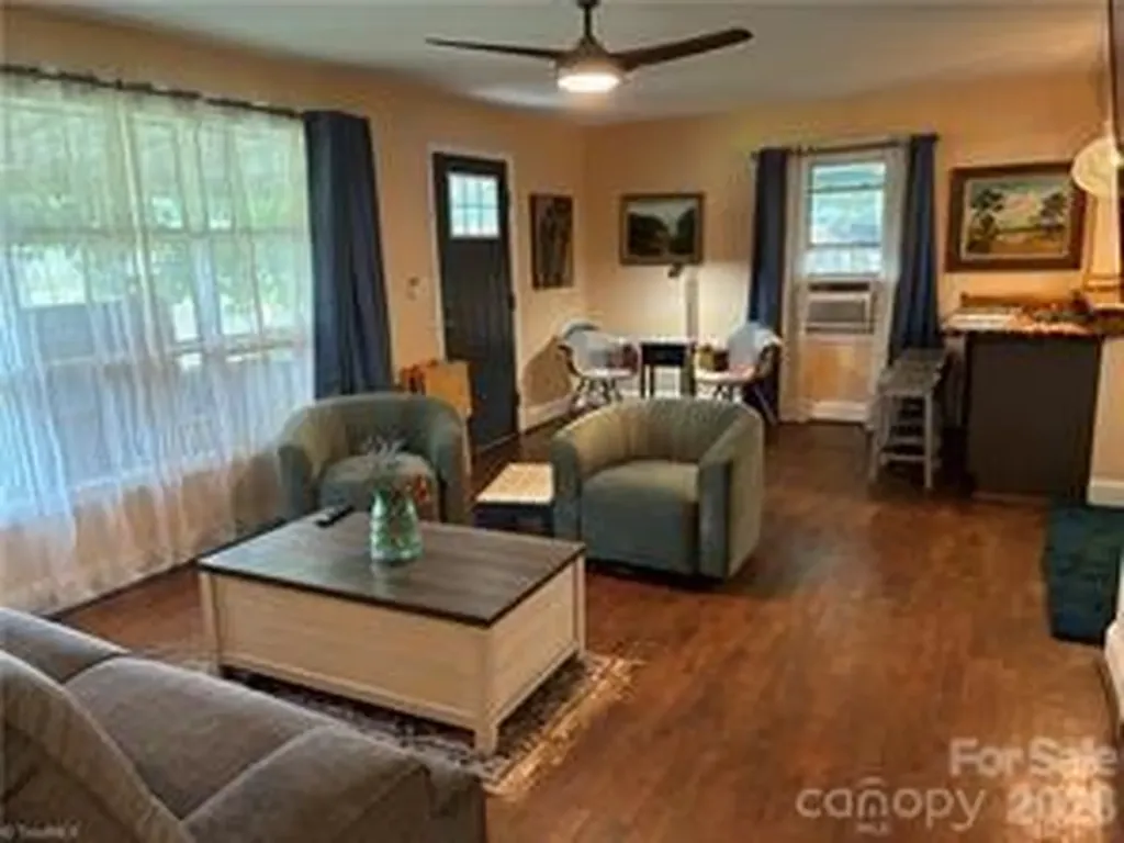 4685 Rock Creek Road Hayes NC 28635