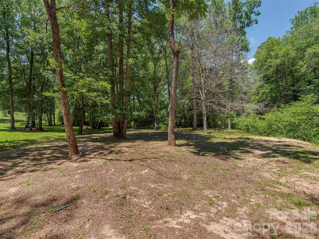 3901 Hickory Highway Statesville NC 28677