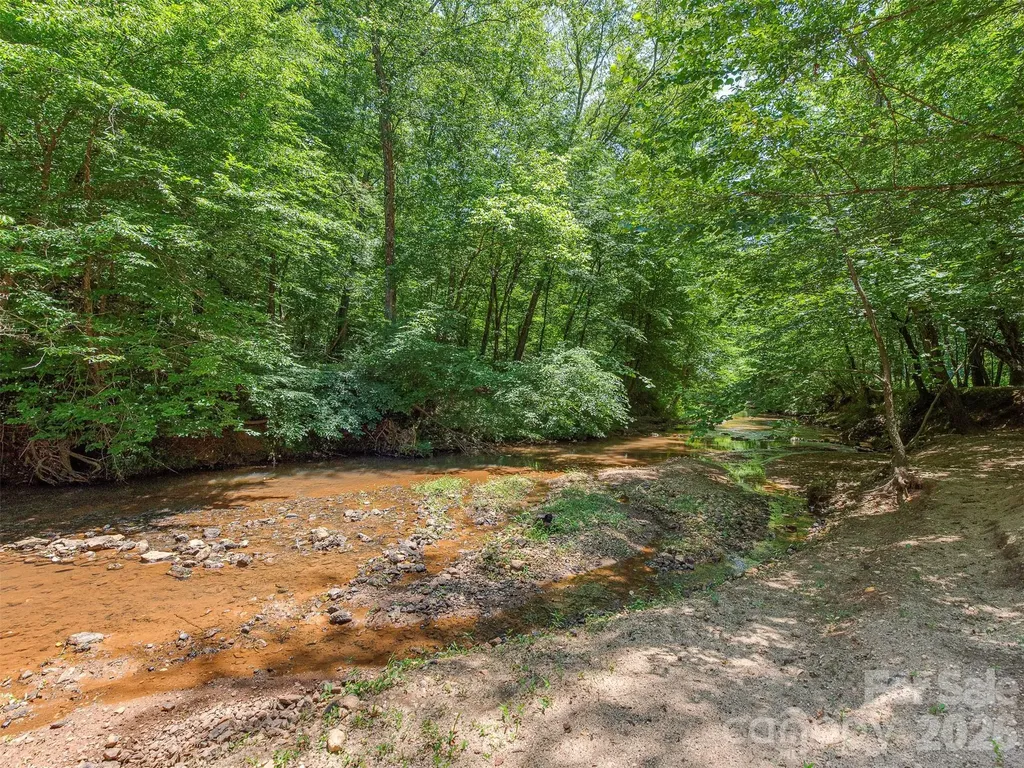 3901 Hickory Highway Statesville NC 28677