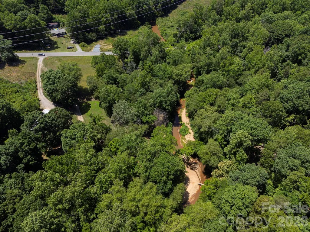 3901 Hickory Highway Statesville NC 28677