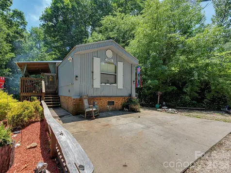 3901 Hickory Highway Statesville NC 28677