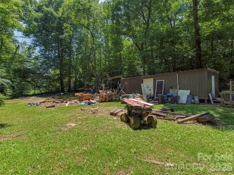 3901 Hickory Highway Statesville NC 28677