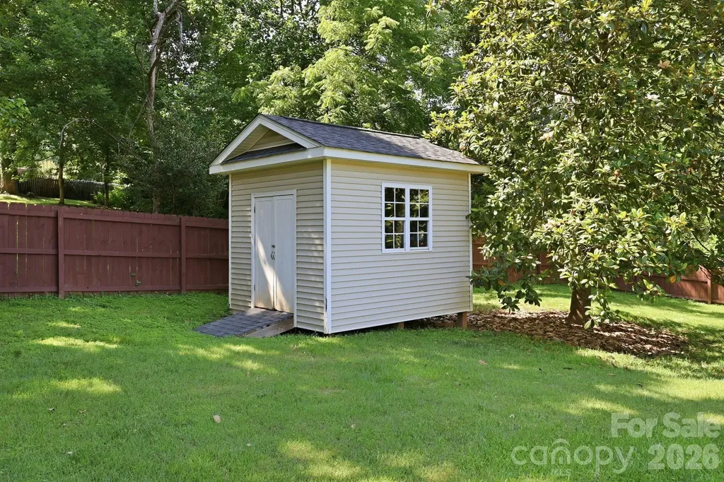 6621 Fair Lawn Road Charlotte NC 28215