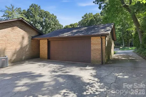 6621 Fair Lawn Road Charlotte NC 28215