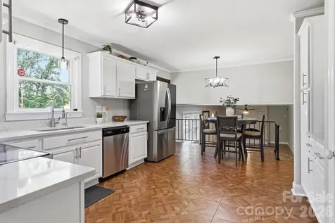 6621 Fair Lawn Road Charlotte NC 28215