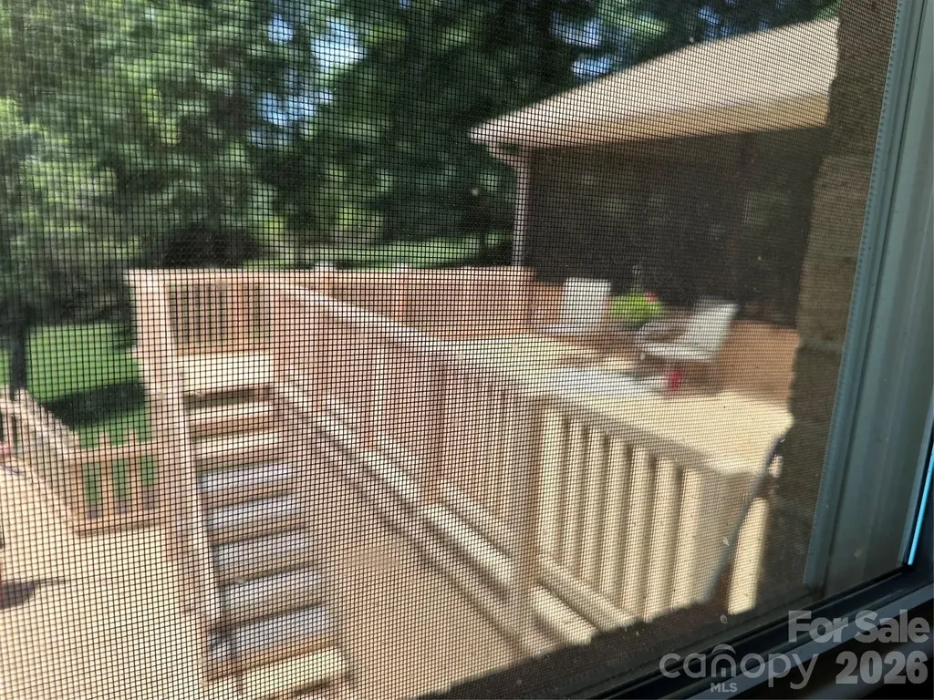 523 Boxwood Street Hudson NC 38638