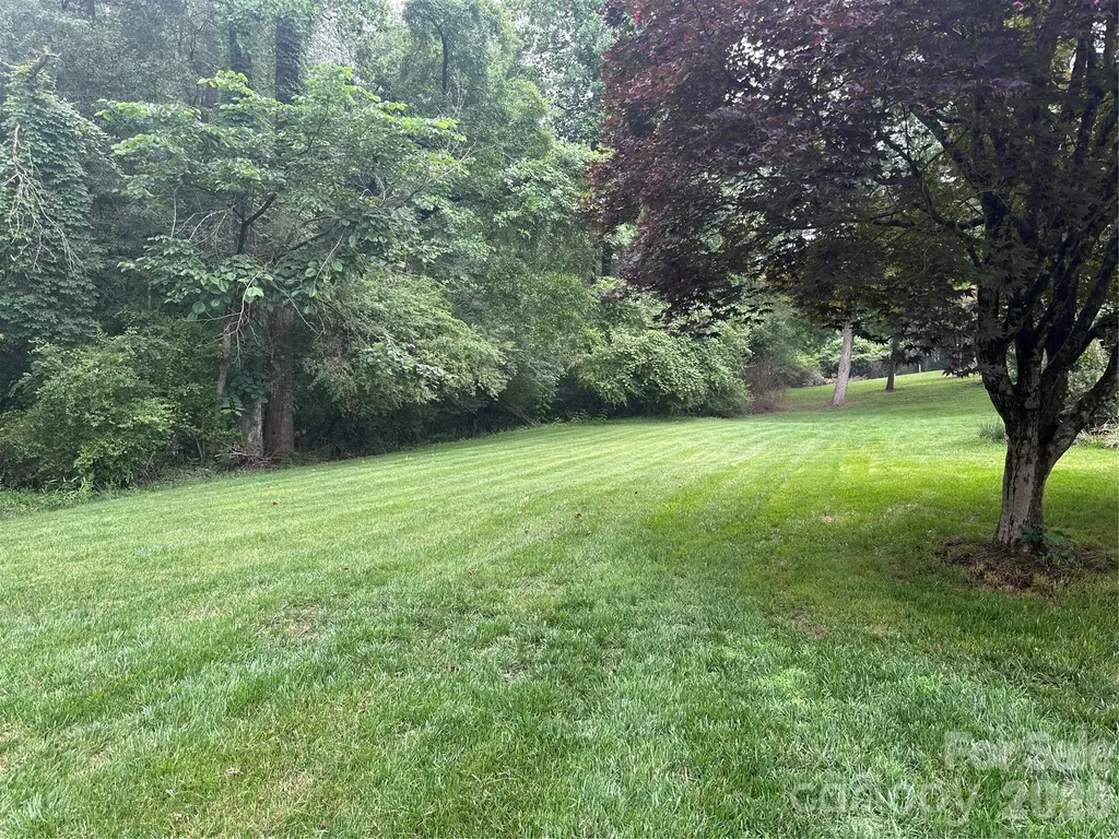 523 Boxwood Street Hudson NC 38638