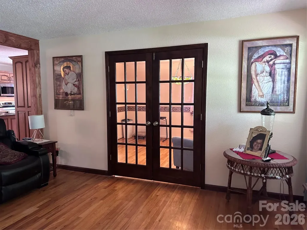523 Boxwood Street Hudson NC 38638