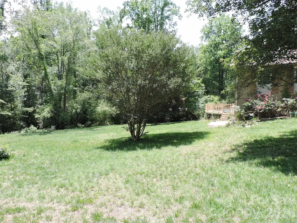 523 Boxwood Street Hudson NC 38638